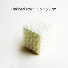 Load image into Gallery viewer, Honeycomb Scented Candle