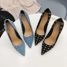 Load image into Gallery viewer, Golden Studded Heels